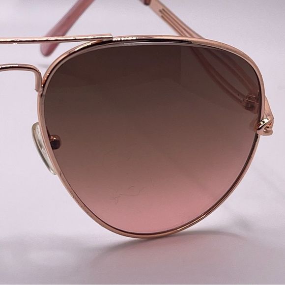 Oversized Rose Gold Frame Aviators with Brown to Pink Variated Lens - Picture 4 of 8